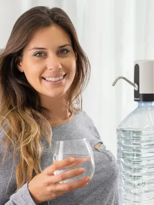Nabíjateľný automatický dávkovač na vodu InnovaGoods