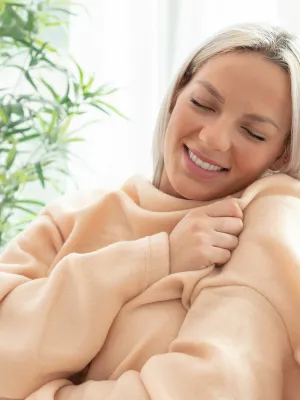 Deka s rukávmi pre dve osoby s predným vreckom Doublanket InnovaGoods