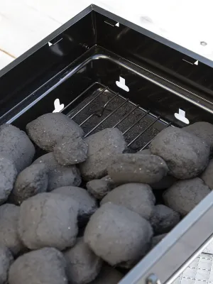 Prenosný skladací gril na drevené uhlie BearBQ InnovaGoods