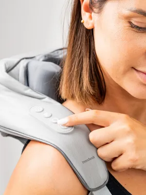 Dobíjací masážny prístroj 6D na krk a chrbát Silax InnovaGoods