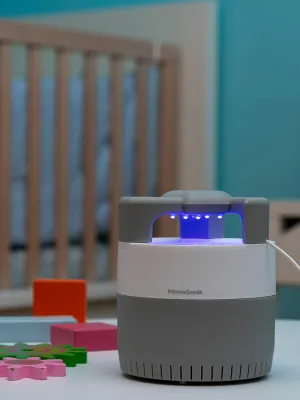 Sacia lampa proti komárom KL Silen InnovaGoods