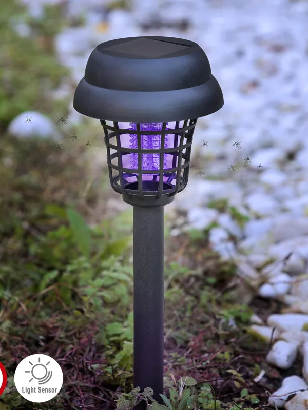 Produkt Solárna záhradná lampa proti komárom Garlam InnovaGoods Obrázok