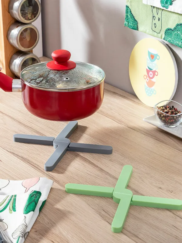 Produkt Jednoduchá skladacia silikónová trojnožka Folvet InnovaGoods 2 kusov Obrázok